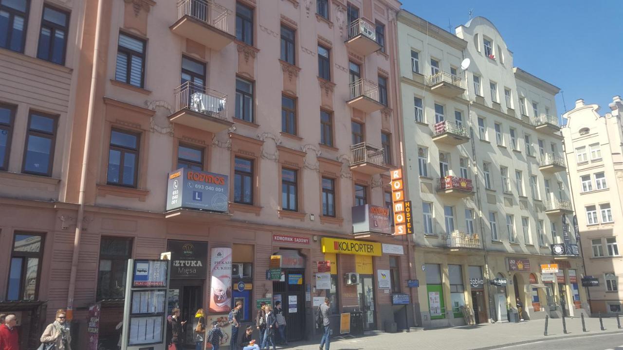Rodmos Hostel Lublin Bagian luar foto