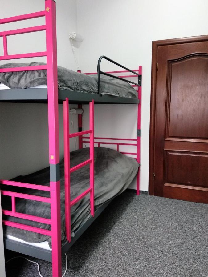Rodmos Hostel Lublin Bagian luar foto