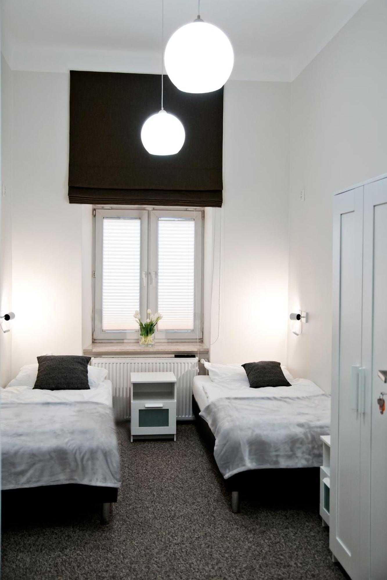 Rodmos Hostel Lublin Bagian luar foto